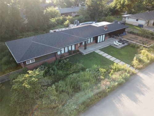 307 Crestview Dr, Bentonville, AR, 72712-5127 | Card Image