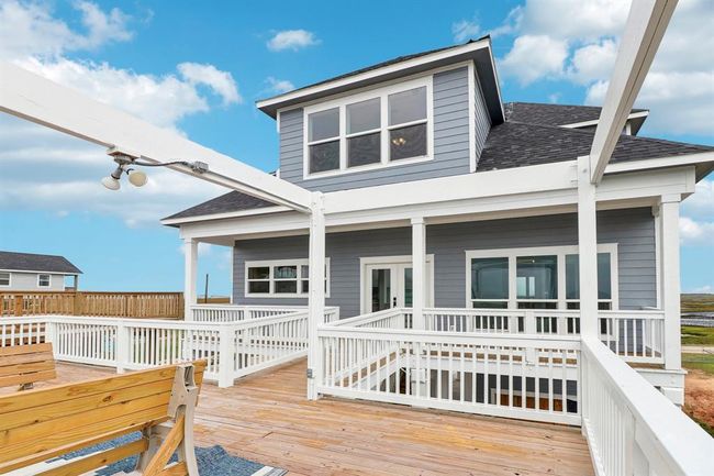 Back upper deck | Image 36
