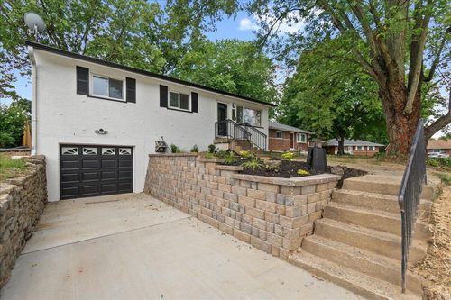 695 Maple Tree Ln, Erlanger, KY, 41018-1107 | Card Image