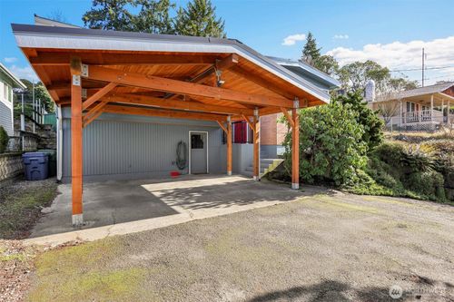 9220 10th Avenue Sw, Seattle, WA, 98106 | Card Image