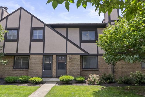 32-5376 Tartan Ln, Columbus, OH, 43235-7380 | Card Image