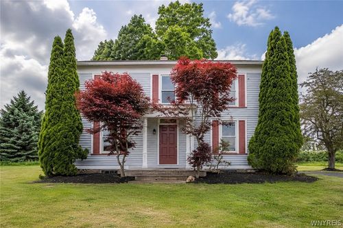 9380 Warsaw Rd, Le Roy, NY, 14482-8966 | Card Image