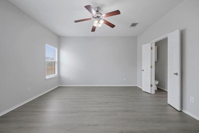 720 Northcreek Blvd, House other with 4 bedrooms, 3 bathrooms and 4 parking in Leander TX | Image 14