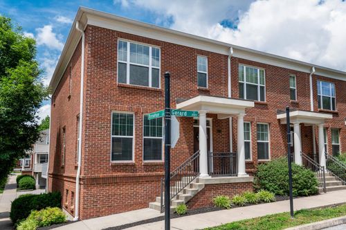 2923 Gerard St, Cincinnati, OH, 45219 | Card Image
