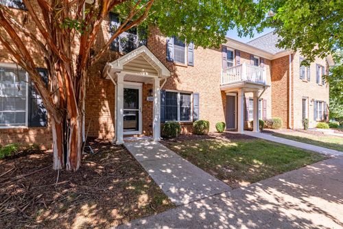 608 Capstone Dr, Lynchburg, VA, 24502-5162 | Card Image