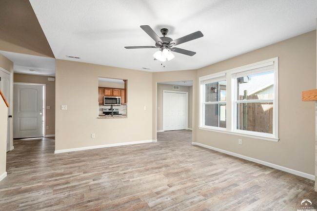 2804 Chasehire Dr, Townhouse with 3 bedrooms, 3 bathrooms and null parking in Lawrence KS | Image 4