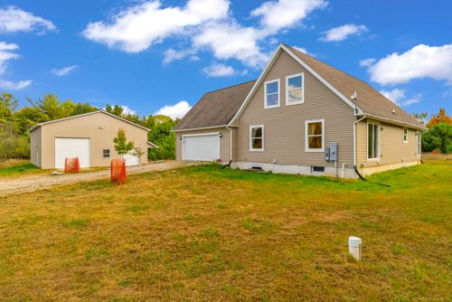 6136 Burns Line Rd, Croswell, MI, 48422-8924 | Card Image