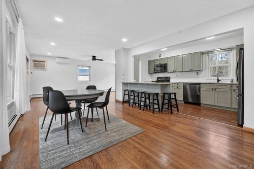 5 Bedford Ln, Thiells, NY, 10984-1401 | Card Image