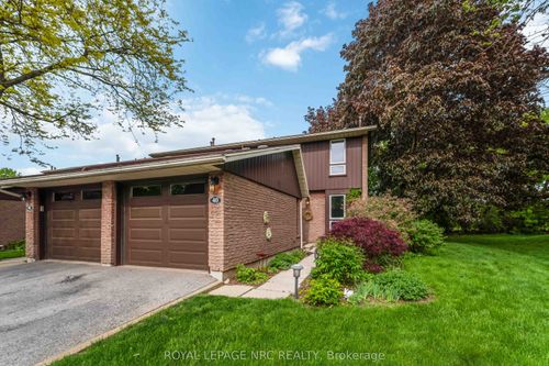 40-122 Lakeshore Rd, St. Catharines, ON, L2N6N6 | Card Image