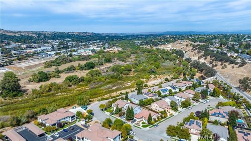 82 Navajo, Paso Robles, CA, 93446 | Card Image