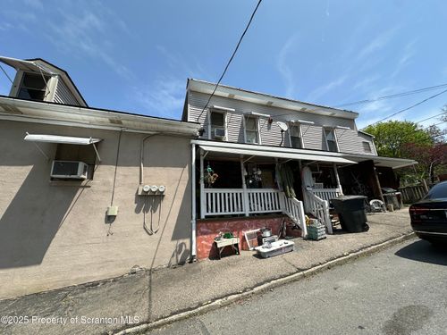 400 6th St, PORT CARBON, PA, 17965-1002 | Card Image