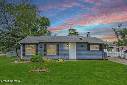 202 Beach Blvd, Forked River, NJ, 08731-5131 | Card Image