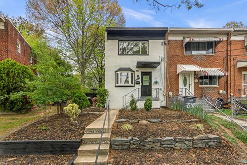 3300 Manorwood Dr, HYATTSVILLE, MD, 20782-3164 | Card Image