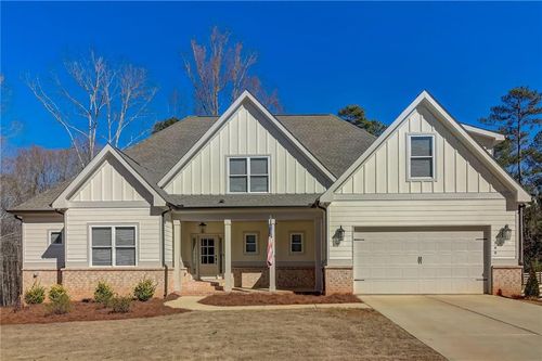 569 White Oak Way, Monroe, GA, 30655-6094 | Card Image