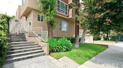 19 - Hazeltine Avenue, Condo with 3 bedrooms, 1 bathrooms and 2 parking in Van Nuys CA | Image 3