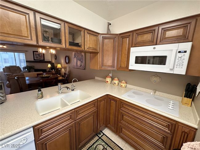 APT-302 - 2076 Mesquite Ln, Condo with 2 bedrooms, 2 bathrooms and null parking in Laughlin NV | Image 9