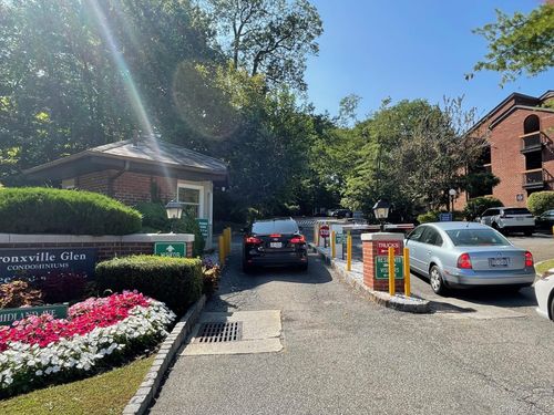 apt-5c-1360 Midland Ave, Yonkers, NY, 10708-6826 | Card Image
