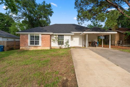 316 Coral Reef St, Gun Barrel City, TX, 75156-5670 | Card Image