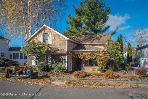 140 Cemetery St, Archbald, PA, 18403-2259 | Card Image