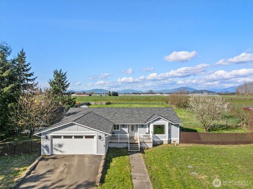 17771 Dunbar Road, Mount Vernon, WA, 98273 | Card Image