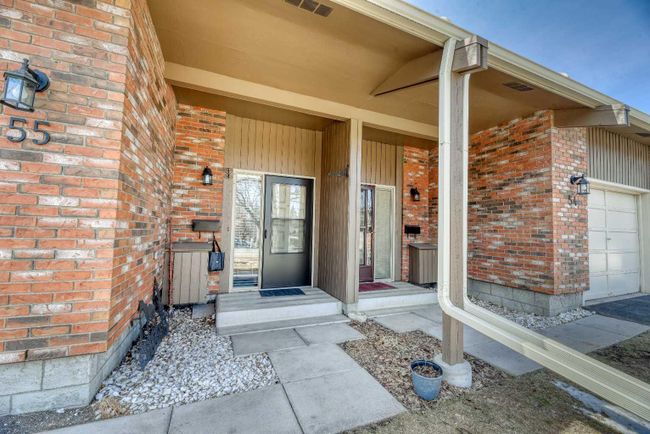 55 - 10001 Brookpark Boulevard Sw, Home with 3 bedrooms, 1 bathrooms and 2 parking in Calgary AB | Image 2
