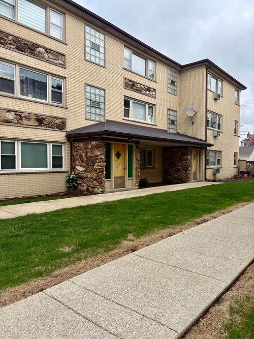 3e-3143 N Nashville Ave, Chicago, IL, 60634-4992 | Card Image