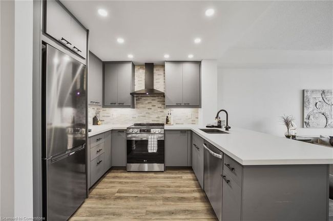 551 Maple Ave, House attached with 1 bedrooms, 1 bathrooms and 1 parking in Burlington ON | Image 9