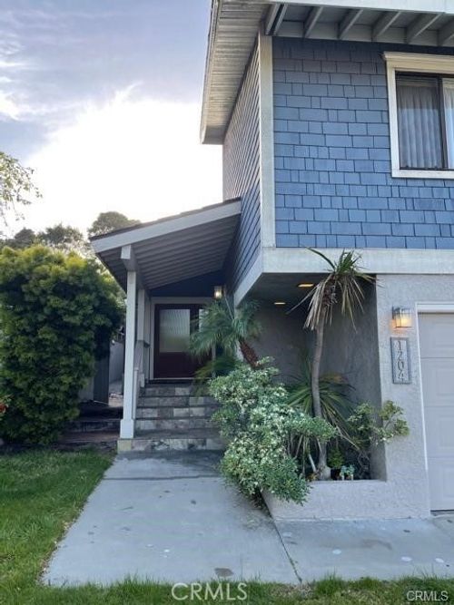 1204 Elm Ave, Manhattan Beach, CA, 90266-5116 | Card Image