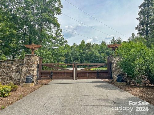 12-123 Linville View Dr, Nebo, NC, 28761-0360 | Card Image
