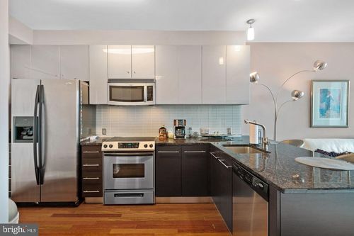 unit-2608-2101 Market St, PHILADELPHIA, PA, 19103-1365 | Card Image