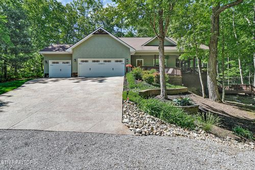 123 Leinster Ln, Crossville, TN, 38558-7625 | Card Image