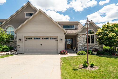 1201 Woodland Hills Drive, Waukesha, WI, 53188 | Card Image