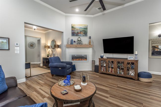 105 Cocopa Cv, House other with 4 bedrooms, 3 bathrooms and null parking in Lake Kiowa TX | Image 5
