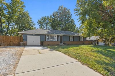 8805 W 47th Street, House other with 3 bedrooms, 1 bathrooms and null parking in Merriam KS | Image 2