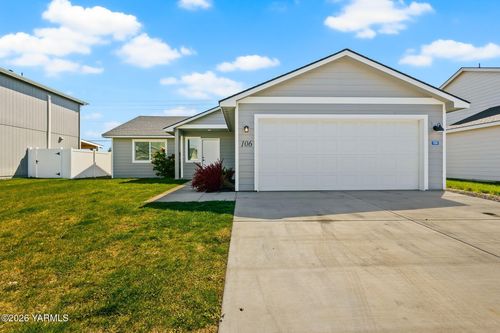 106 Walnut St, Tieton, WA, 98947 | Card Image