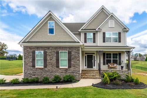 7814 Michaelis St, Greensboro, NC, 27455-9366 | Card Image