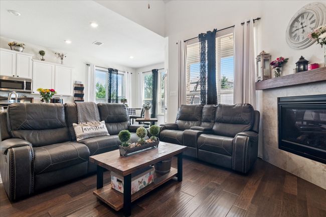4524 Frost Ave, House other with 5 bedrooms, 5 bathrooms and null parking in Aubrey TX | Image 10