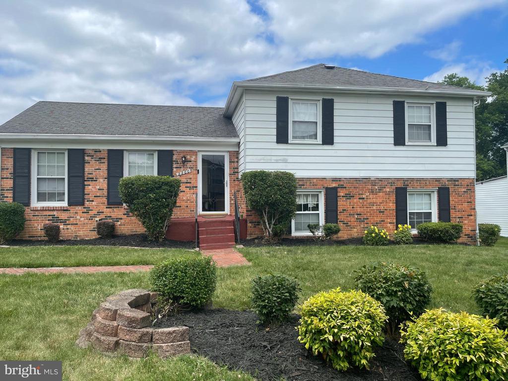 Residential in TEMPLE HILLS