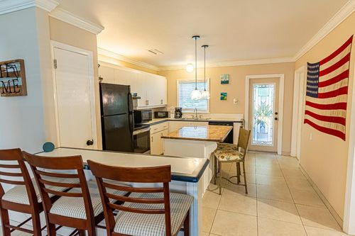 602 Azalea Ave, Fort Pierce, FL, 34982-6253 | Card Image