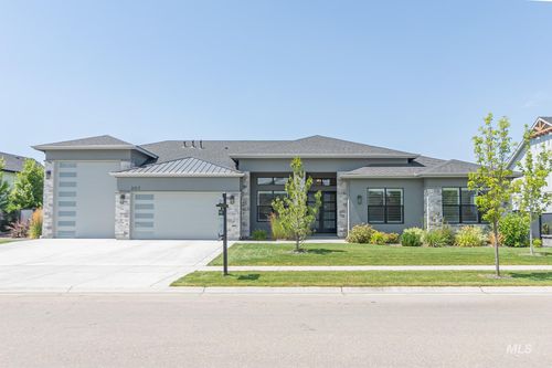 207 S Eagles Roost Way, Eagle, ID, 83616-4135 | Card Image