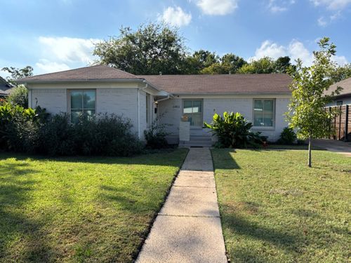 6903 Kenwell St, Dallas, TX, 75209-4839 | Card Image