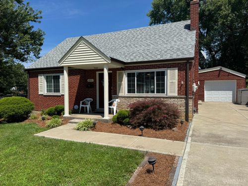 8990 Sedgewick Dr, Cincinnati, OH, 45236-1226 | Card Image