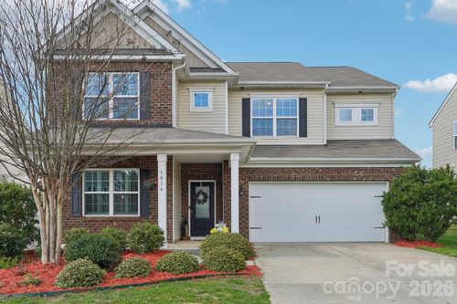5016 Riverdale Dr, Charlotte, NC, 28273-8912 | Card Image