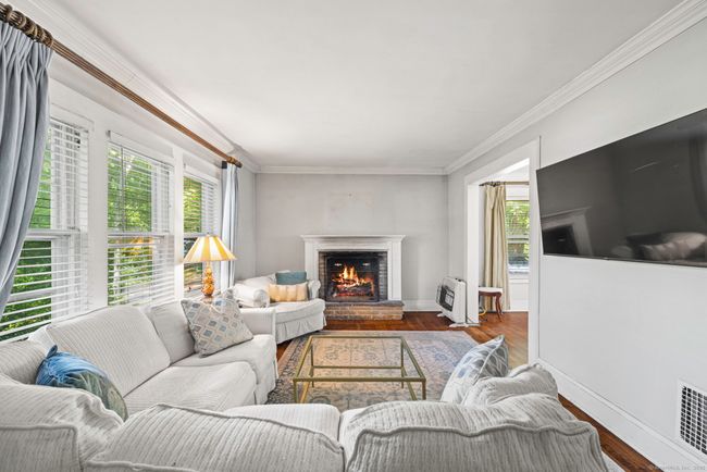 Cozy Living Room | Image 12