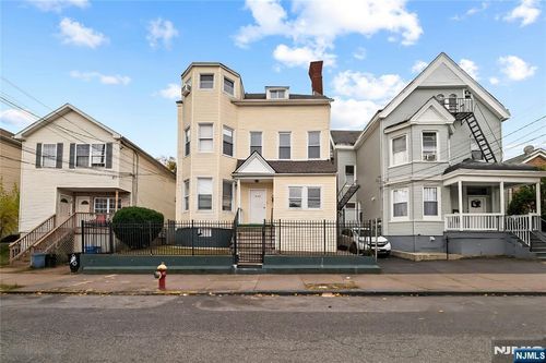 436 Ellison St, Paterson, NJ, 07501-2175 | Card Image