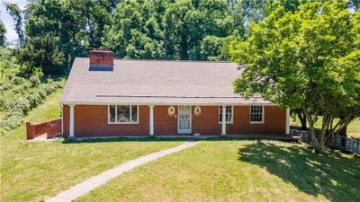 11227 E Thompson Street, House other with 4 bedrooms, 2 bathrooms and null parking in Sugar Creek MO | Image 3