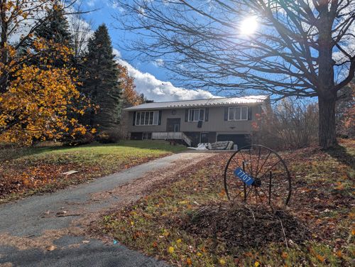 7707 Nys Route 9n, Elizabethtown, NY, 12932-3101 | Card Image