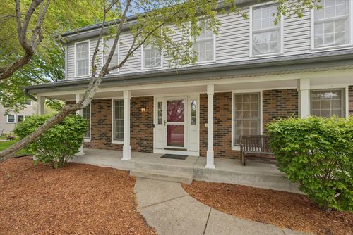 1721 Waverly Ln, Algonquin, IL, 60102-5146 | Card Image