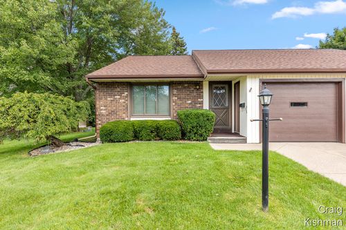 5158 Ridge Ct, Hudsonville, MI, 49426-1741 | Card Image
