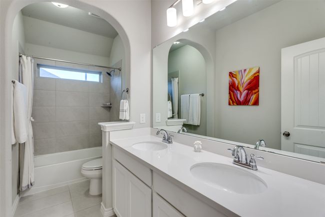 9724 Mountain Laurel Trl, House other with 4 bedrooms, 4 bathrooms and null parking in Crowley TX | Image 21